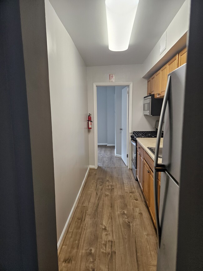 Kitchen - 3039 30th St SE