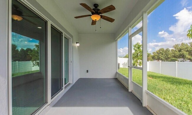 Building Photo - 943 Revere Ave