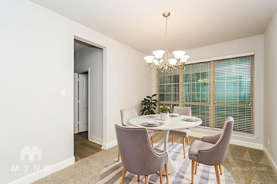 Building Photo - 120 Knight of Realm Blvd