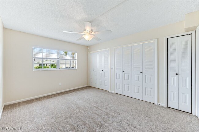 Building Photo - 1518 Edgewater Cir