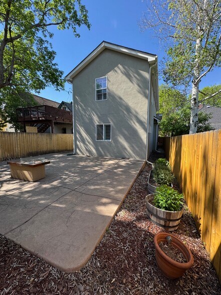 Building Photo - 3440 W 33rd Ave