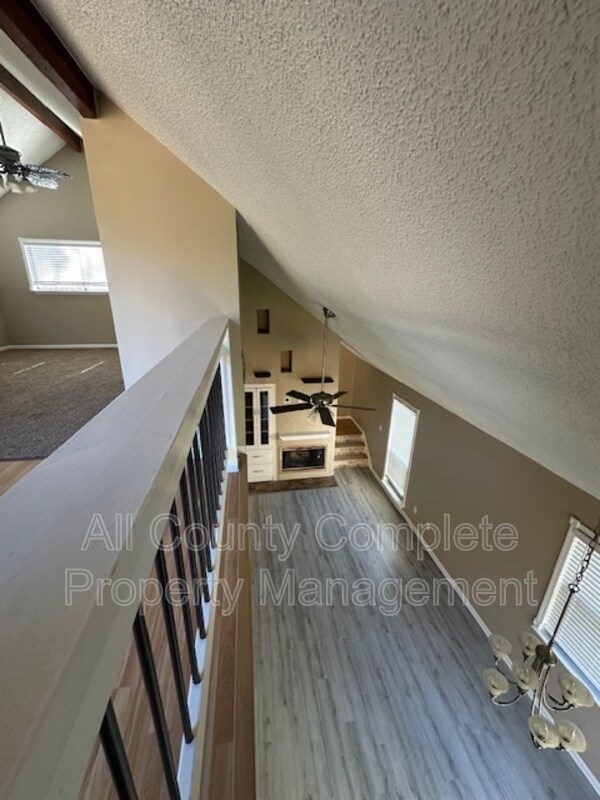 Building Photo - 6653 Periwinkle Dr
