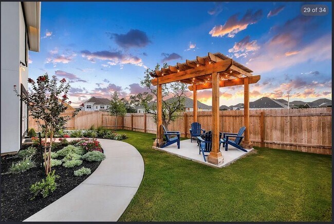 Building Photo - 2633 Stone Branch Dr