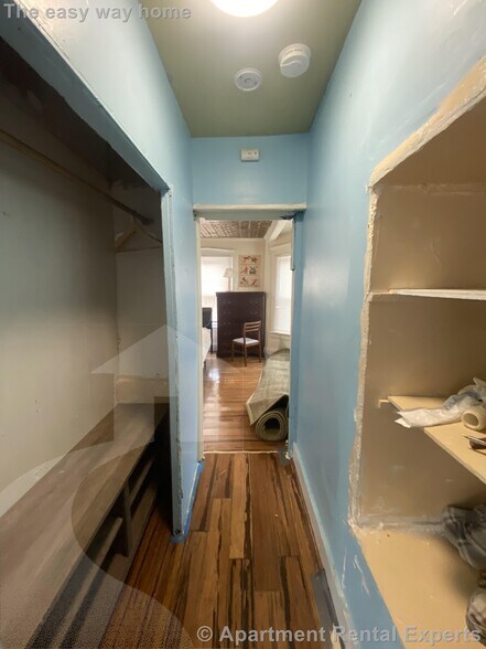 Building Photo - 2 Appian Way