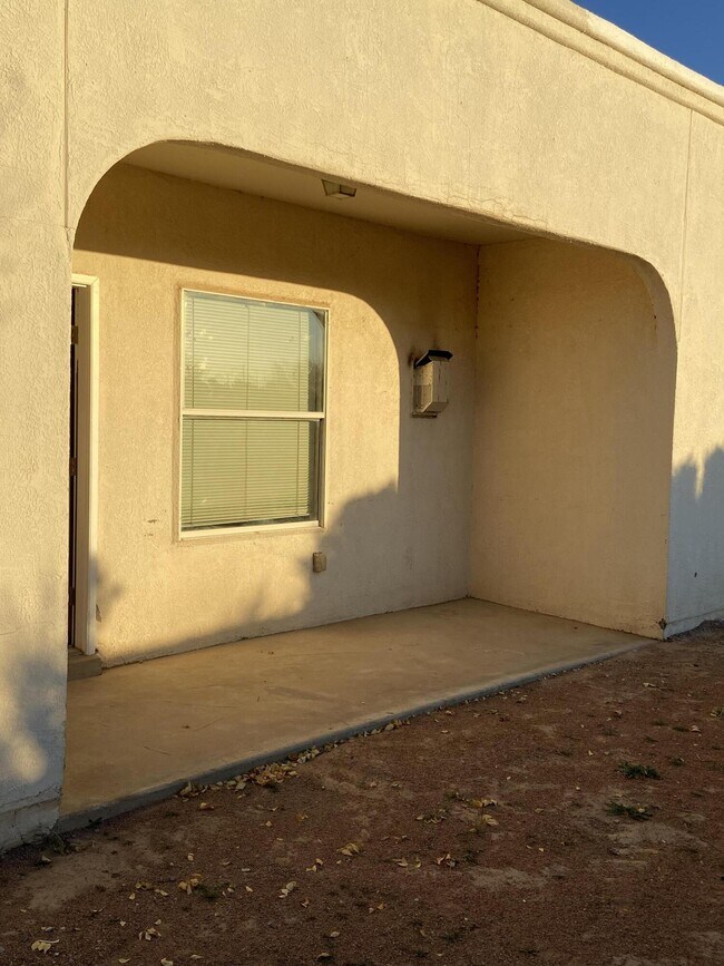 Building Photo - 600 Missy Ct