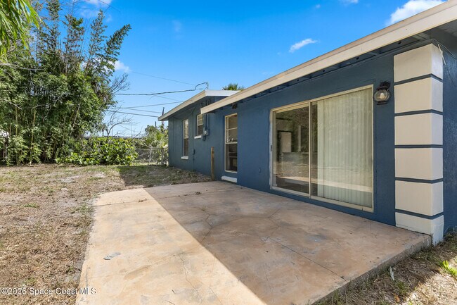 Building Photo - 39 E Azalea Cir
