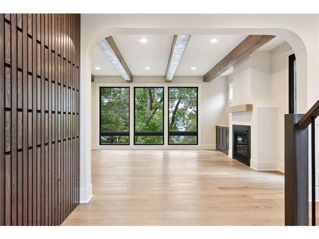 Building Photo - 21845 Byron Cir