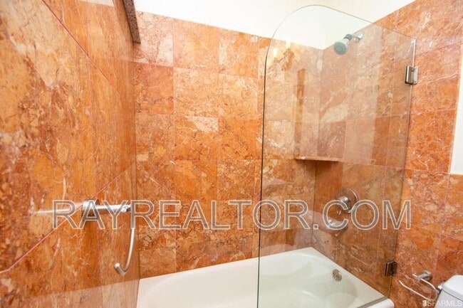 Building Photo - 1445 Lombard St