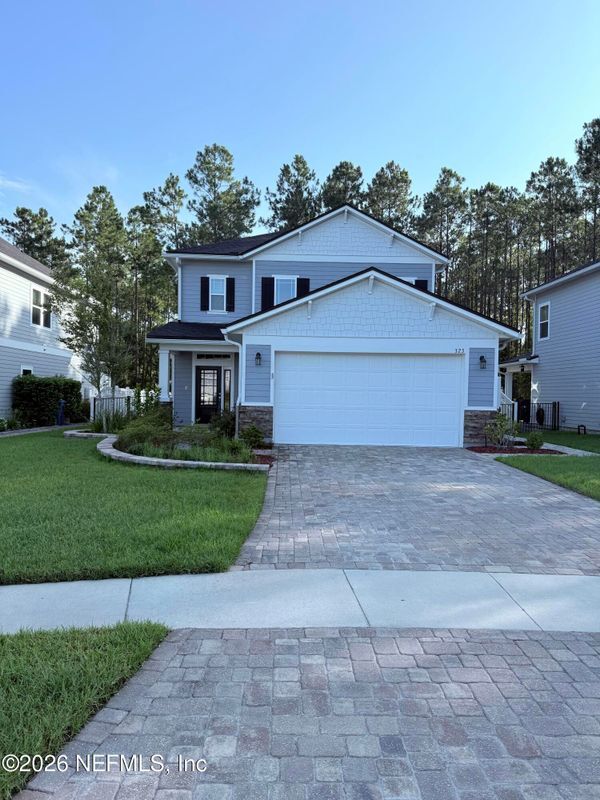 Building Photo - 323 Holly Forest Dr