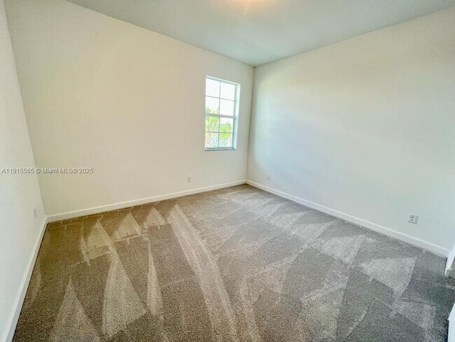 Building Photo - 1079 Haywagon Trl