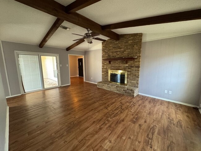 Building Photo - 217 Monterrey Dr