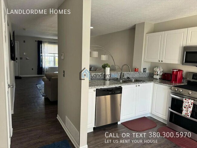 Building Photo - 6485 Nottinghill Trail Dr