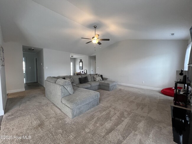 Building Photo - 629 Indigo Johnston Dr