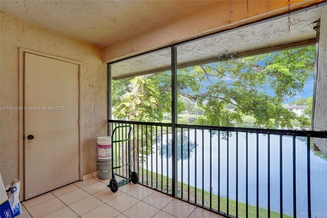 Building Photo - 3633 NW 94th Ave