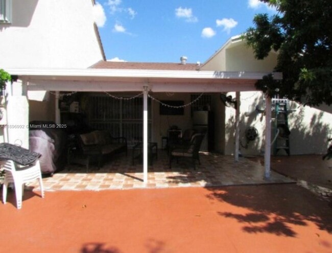 Building Photo - 1236 SW 104th Ct