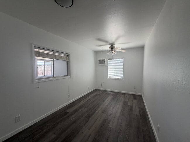 Building Photo - 1241 Wilson Ave
