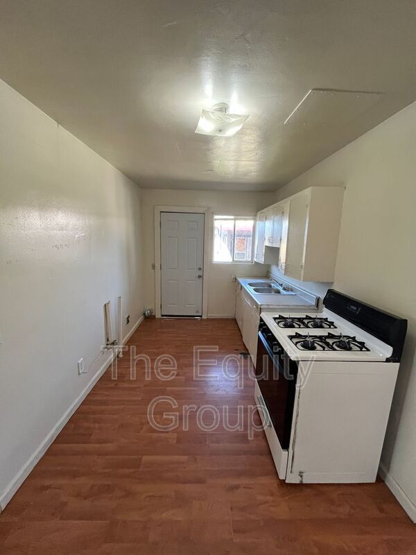 Building Photo - 415 W Westfield Ave