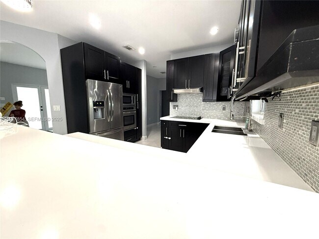 Building Photo - 29263 SW 142nd Ave