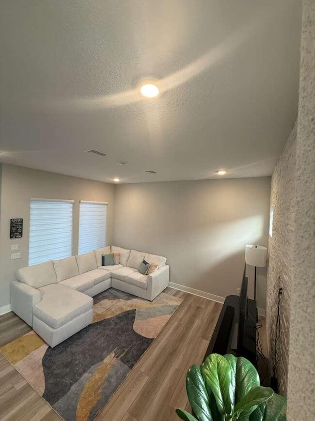 Building Photo - 11023 Cosmic Wy