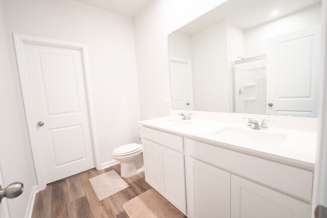 Building Photo - Coming Available!