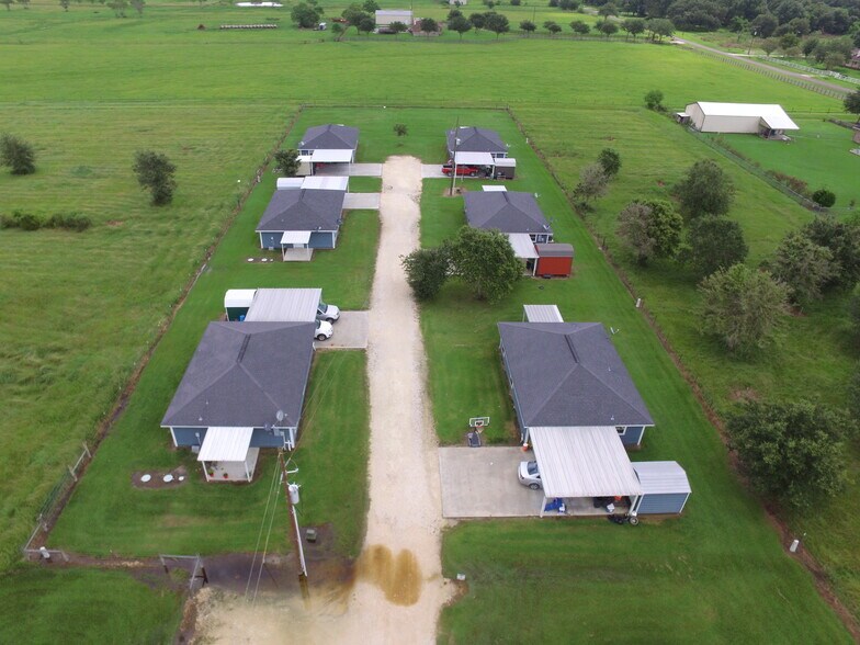 Building Photo - House G - 1252 Chace Rd.