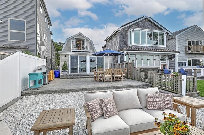 Building Photo - 45 White Ave