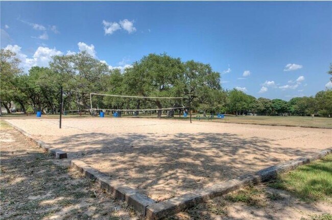 Building Photo - 700 House Creek Dr