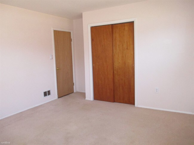Building Photo - 4 br, 2 bath House - 400 Marley Neck Blvd
