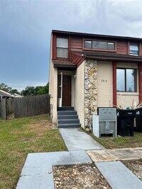 Building Photo - 2812 Hunt Club Ln