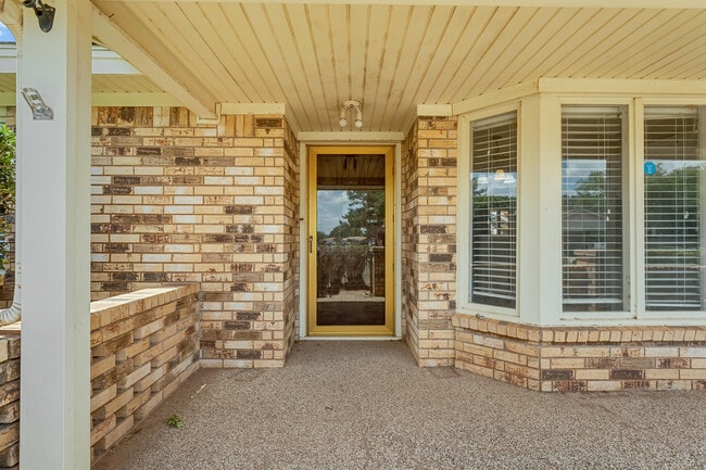 Building Photo - 225 N Terry Dr