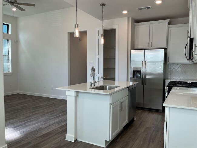 Building Photo - 3259 Loam Ln