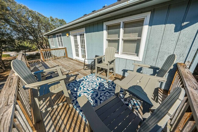 Building Photo - 4240 Johnston Ln