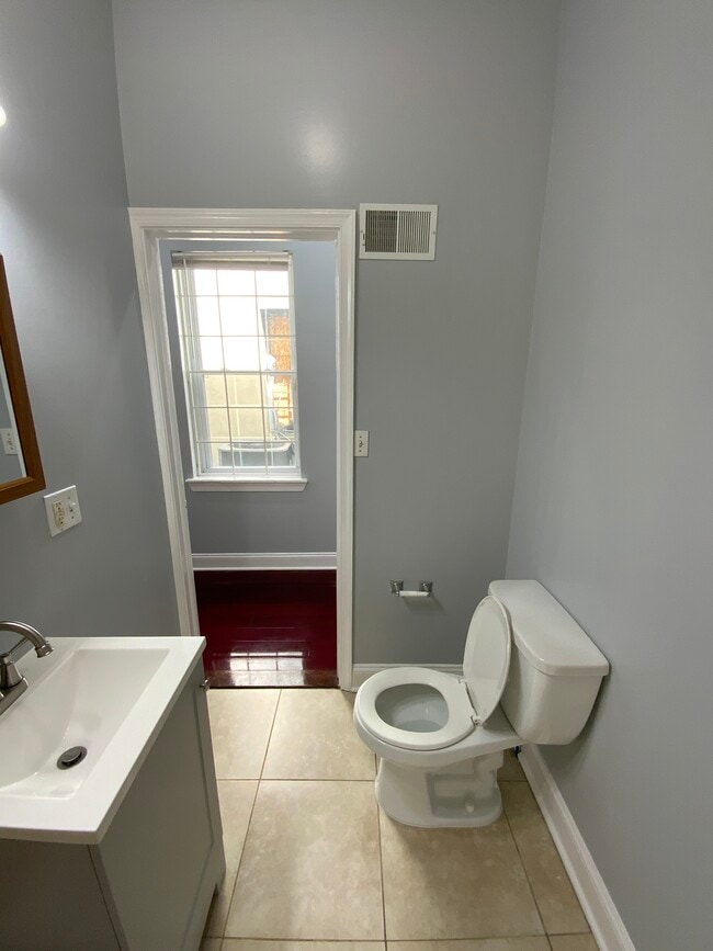 Building Photo - 2207 N 18th St