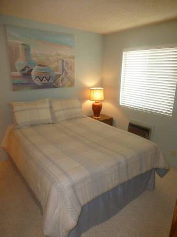 Building Photo - 276 Lake Havasu Ave