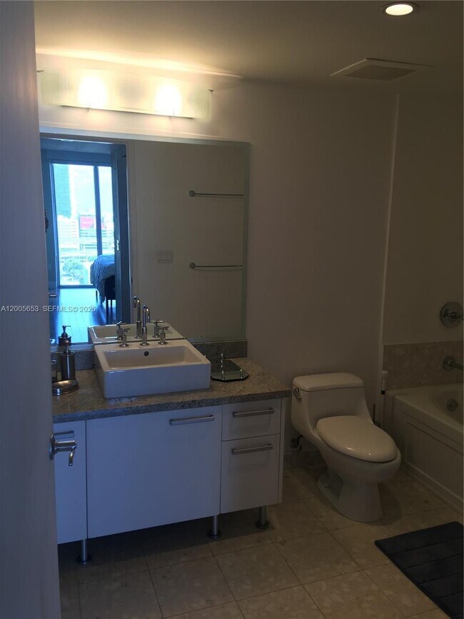 Building Photo - 185 SW 7th St