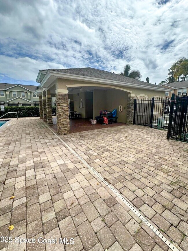 Building Photo - 4106 Meander Pl