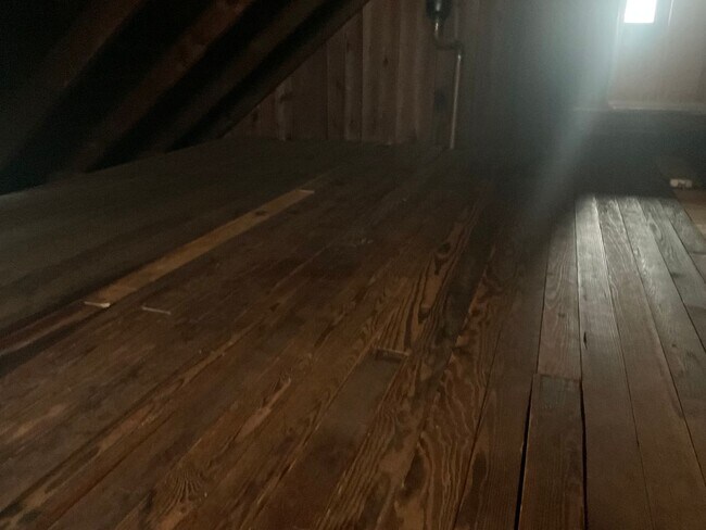 Building Photo - 141 Johnson St