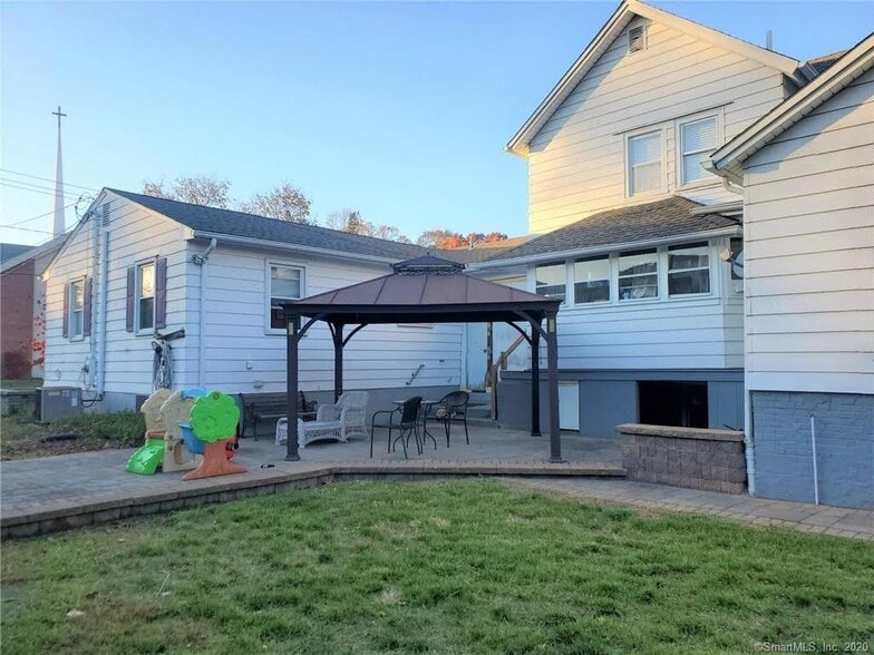 Backyard and patio - 227 Bristol St