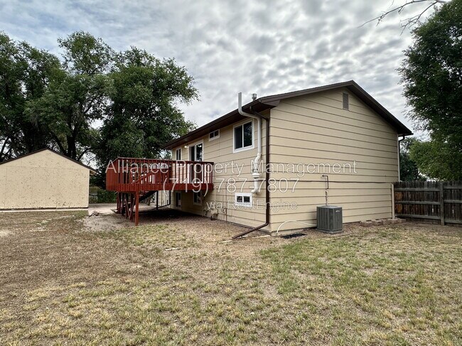 Building Photo - 1250 Chiricahua Dr