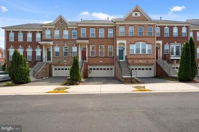 Building Photo - 22052 Dilworth Square