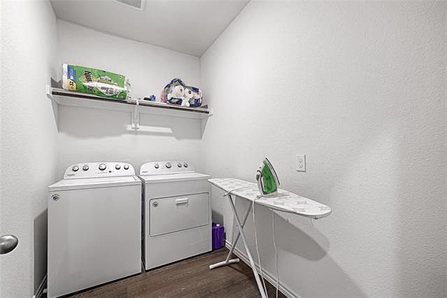 Building Photo - 1401 Old Trl Rd