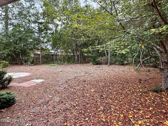 Building Photo - 1475 Monticello Dr