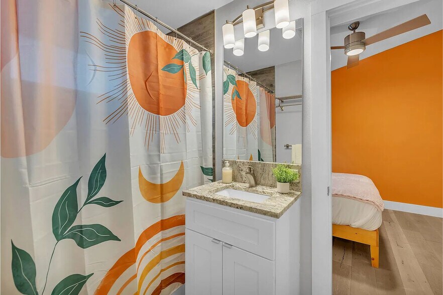 Building Photo - 4607 Sara Dr