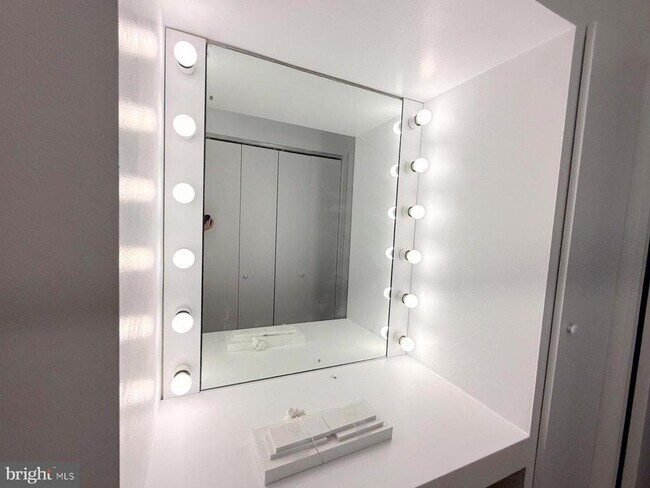 Building Photo - 606 Cooper Landing Rd