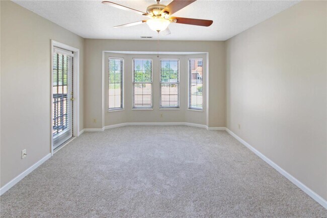 Building Photo - 326 Shirley Ridge Dr