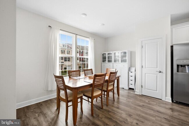 Building Photo - 6073 Camerons Ferry Dr