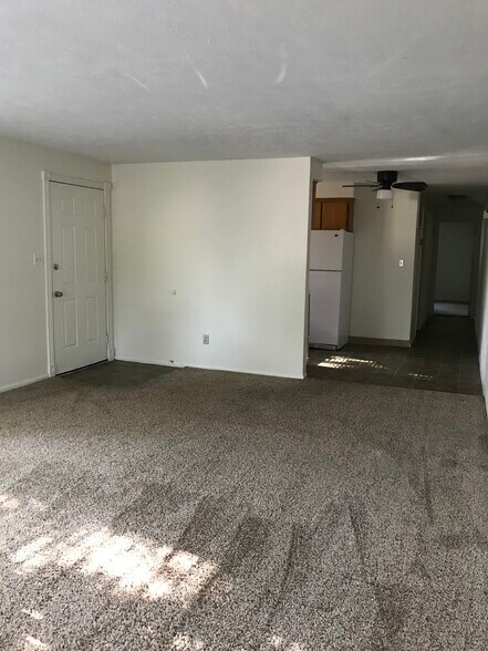 Building Photo - 181 Chase St