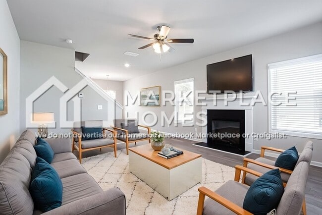 Building Photo - 227 W L Miller Dr