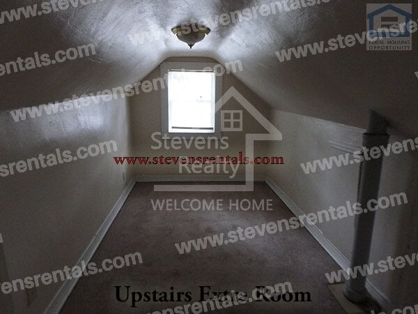 Building Photo - 1904 N Dixie Ave