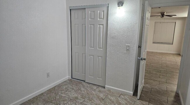 Building Photo - 43965 Towne St